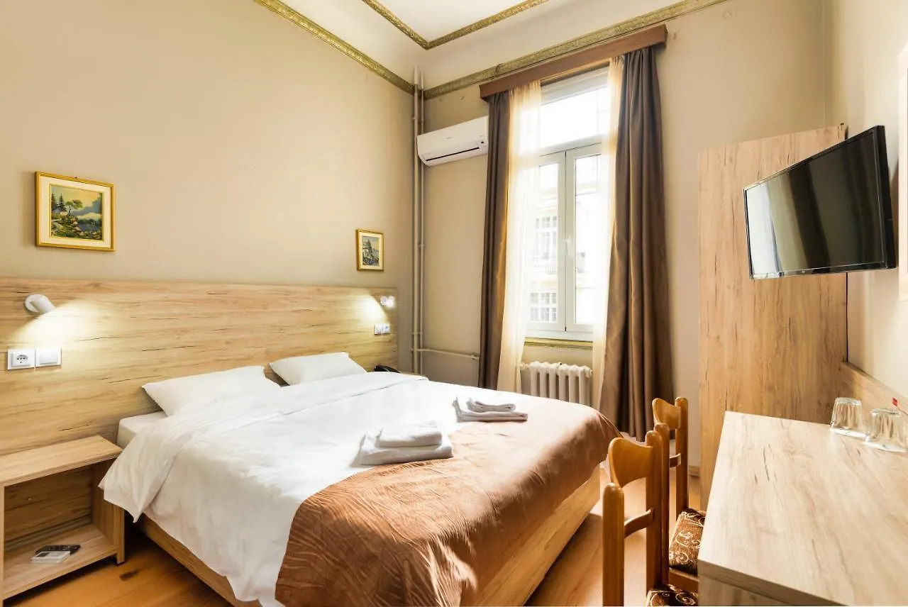 Nea Metropolis Hotel Thessaloniki 3*,